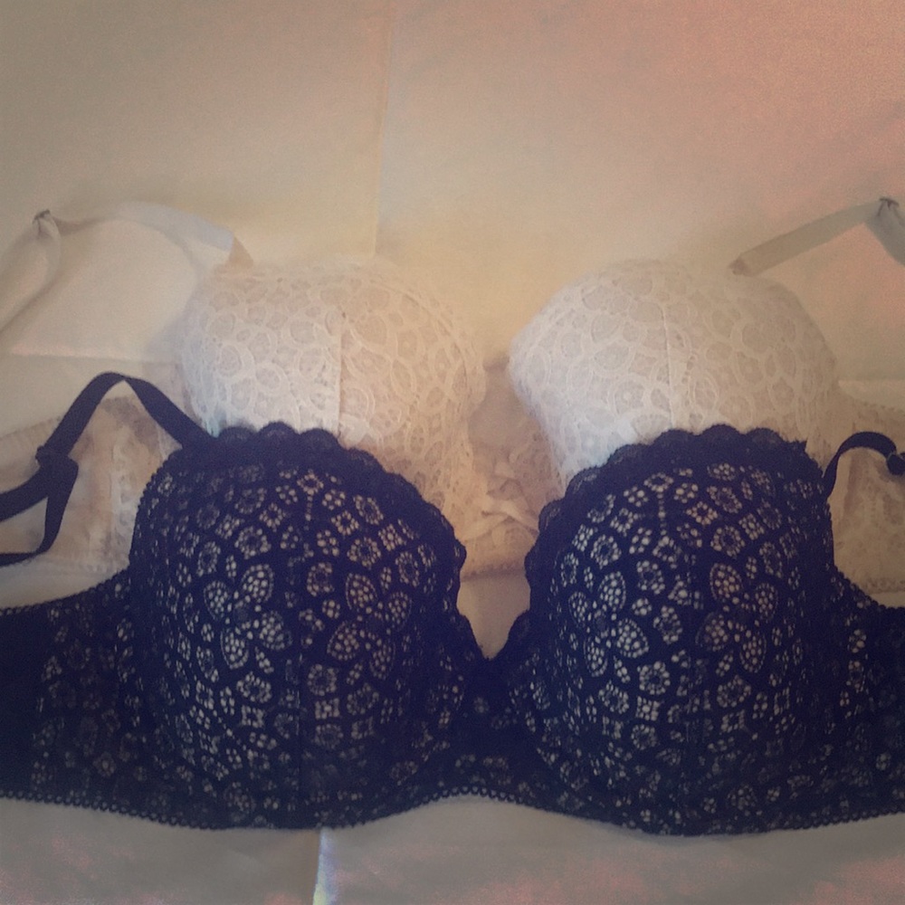 Victoria’s Secret bras